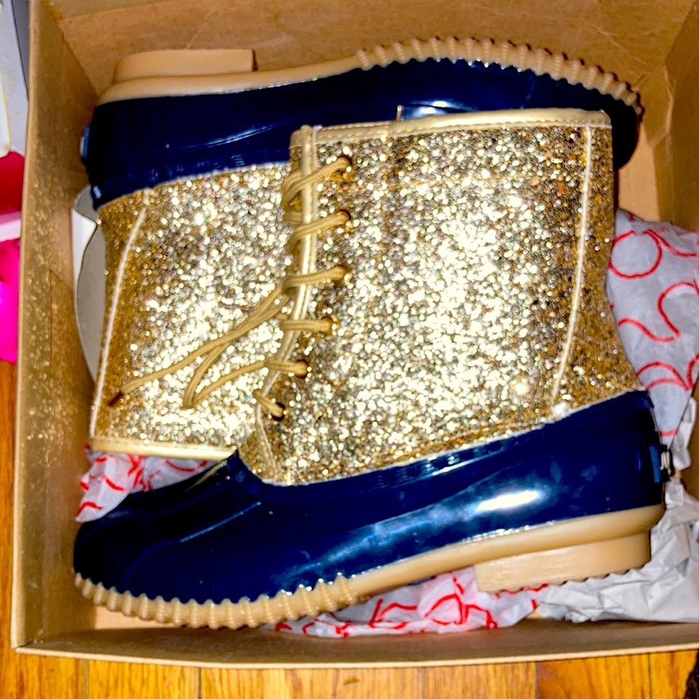 Size 8 Sugar Skipper gold/ glitter and navy Skylar Duck Boots